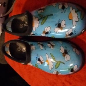 Wo's sloggers size 8